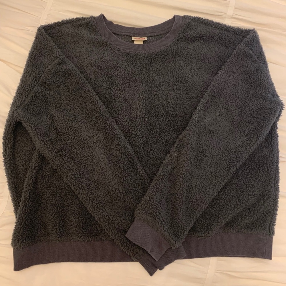 Gray Sherpa Sweatshirt Pullover